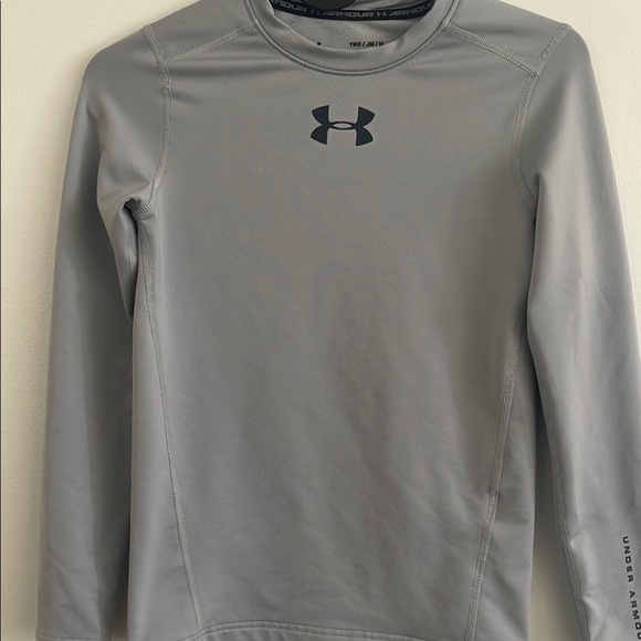 Under Armour Other - Under Armour Gray Long Sleeve Tee for Active Comfort